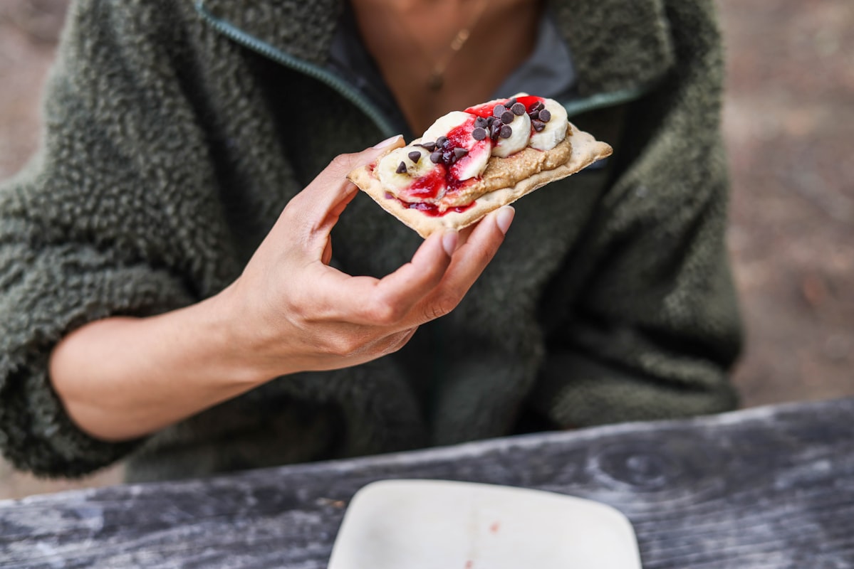 Healthy snacking with nutrient-dense foods
